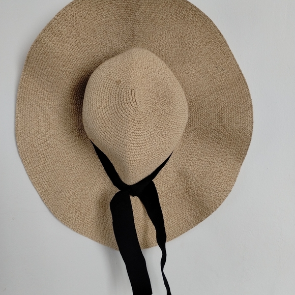 furtalk Accessories - Straw hat with black ribbon